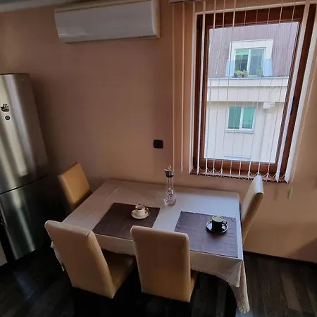 Coffee Apartment *